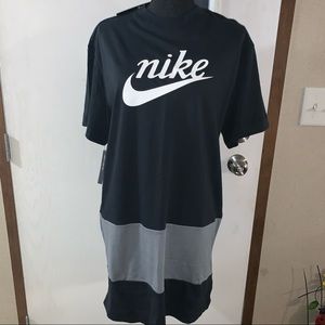 Nike small shirt dress Black